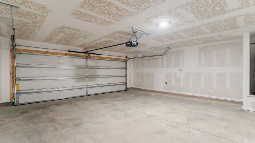 Representative unfurnished interior of a home built from the The Lakeside by D.R. Horton in Park Place, Panama City (Image 39). Representative unfurnished interior of a home built from the The Lakeside by D.R. Horton in Park Place, Panama City (Image 39).