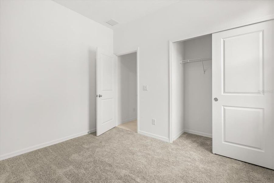 Spacious, unfurnished interior of a new home in , Sanford (Image 10).