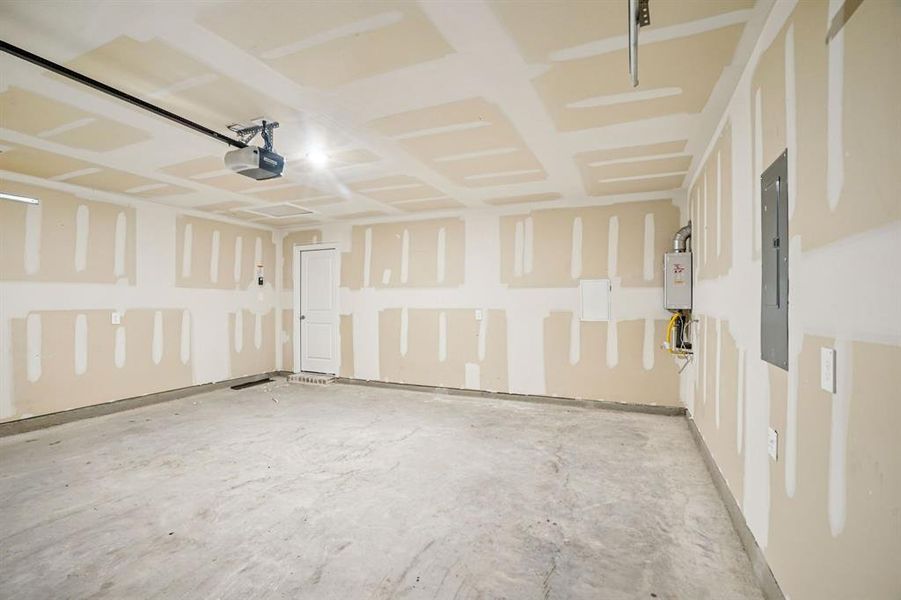 Photo is not of the actual home, but is an inspirational photo of builder’s model home and may depict options, furnishings, and/or decorator features that are not included.