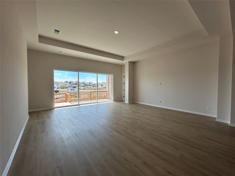 Spacious, unfurnished interior of a new home in Provence 70s, Austin (Image 27). Spacious, unfurnished interior of a new home in Provence 70s, Austin (Image 27).