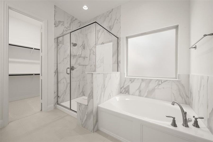 1540 Euclid- Primary Suite-3