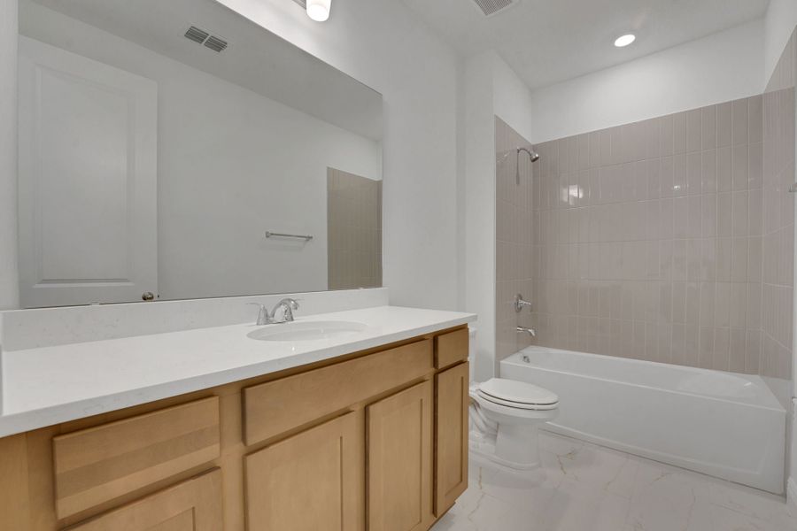 5br New Home in Winter Garden, FL.  - Slide 23