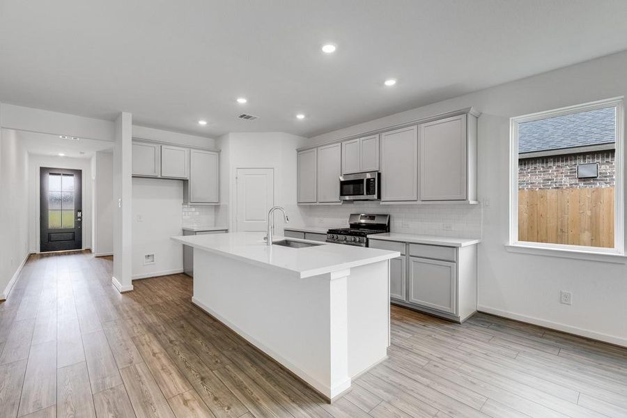 1207 Buffalo Run ~ Ready Now