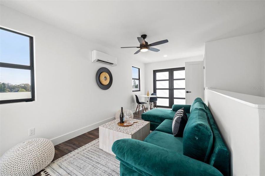 Furnished interior view inside a new home in , Pinellas Park (Image 14).