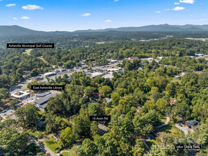 5 minutes to downtown Asheville