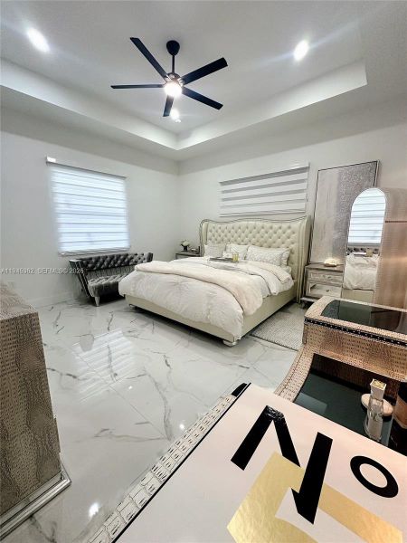 Furnished interior view inside a new home in , Cape Coral (Image 13).