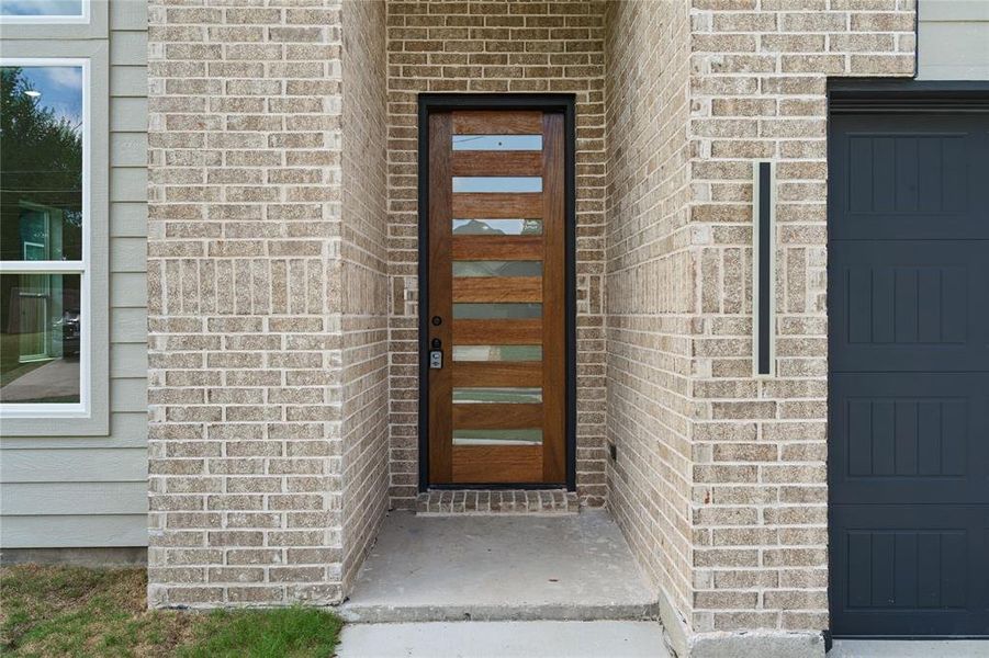 Exterior details and patio area of a home in , Greenville (Image 12).