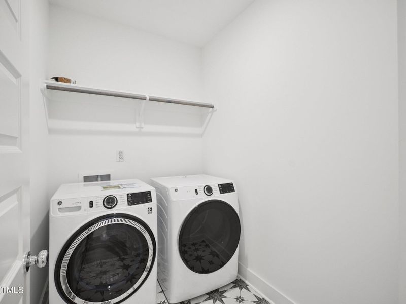 35-web-or-mls-Big Bradley Dr-L1209-033