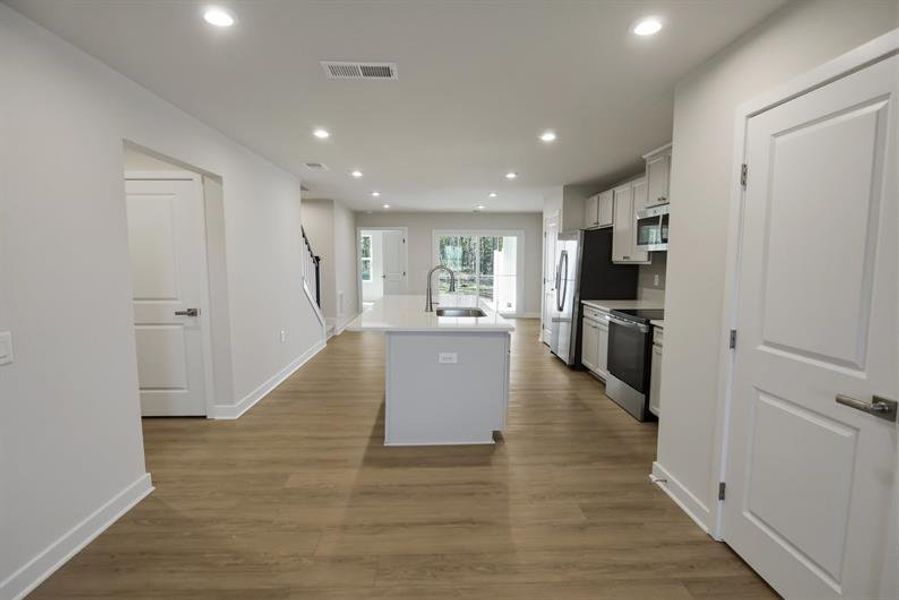 Spacious, unfurnished interior of a new home in Beech Glen, Anderson (Image 8). Spacious, unfurnished interior of a new home in Beech Glen, Anderson (Image 8).