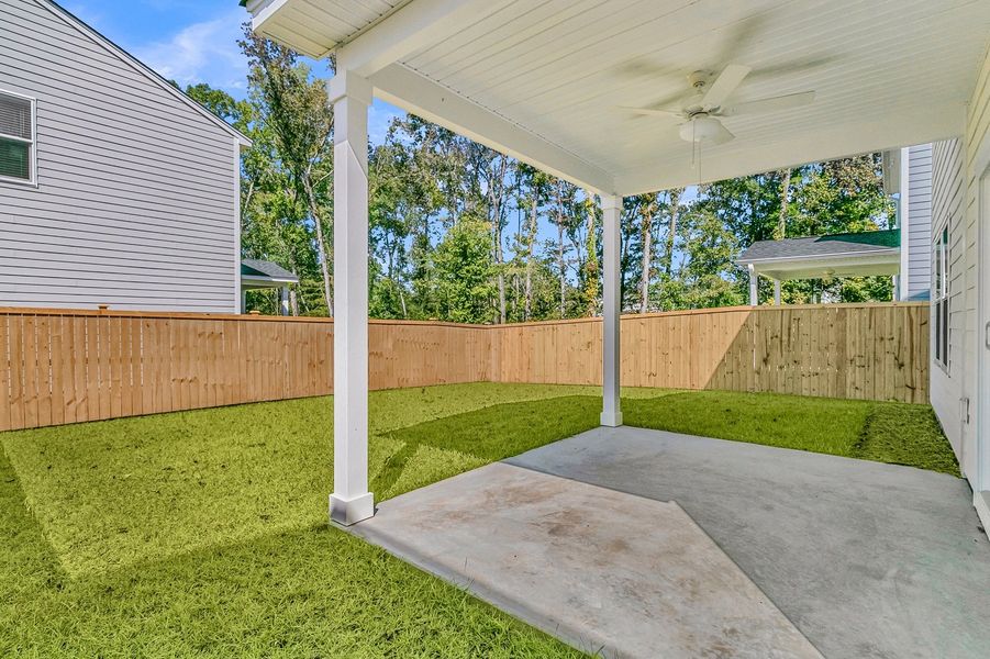 Exterior details and patio area of a home in Central Creek, Goose Creek (Image 27).