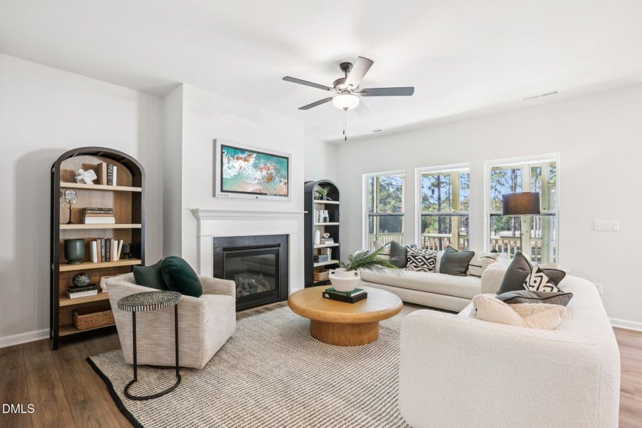 7-web-or-mls-Beacon Hl Rd-S0111-007