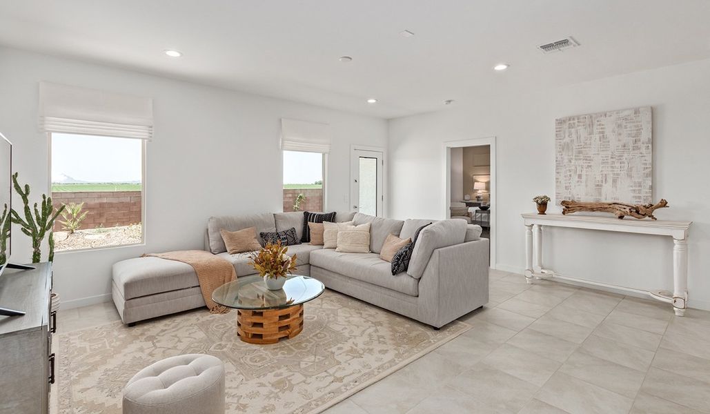 Representative furnished interior of a home built from the Kingston by D.R. Horton in Barnett Village, Marana (Image 7).