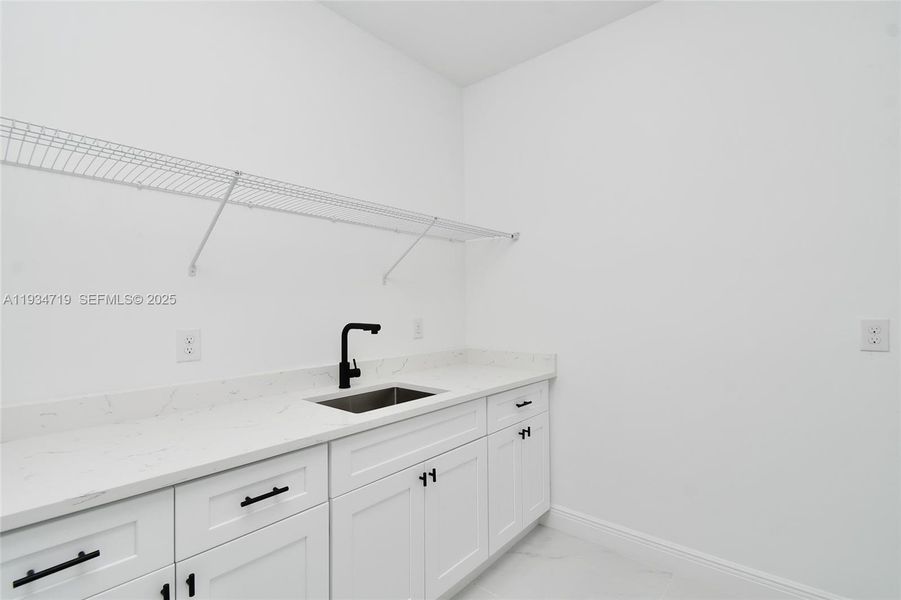 Close-up of interior finishes inside a home in , Lehigh Acres (Image 20).