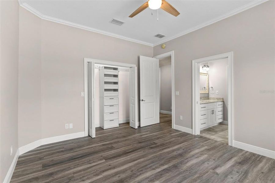 Spacious, unfurnished interior of a new home in , Ocala (Image 41).