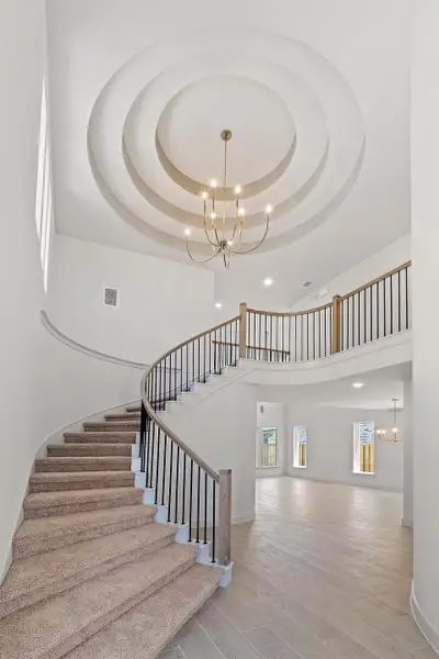 Spacious, unfurnished interior of a new home in Parmer Ranch, Georgetown (Image 26).