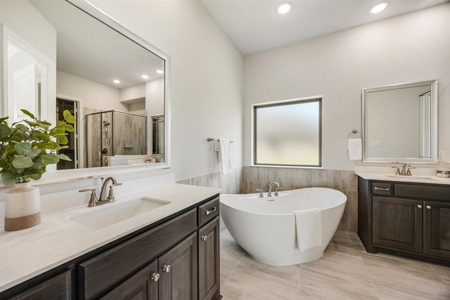 Furnished interior view inside a new home in Heath Golf and Yacht, Forney (Image 16).