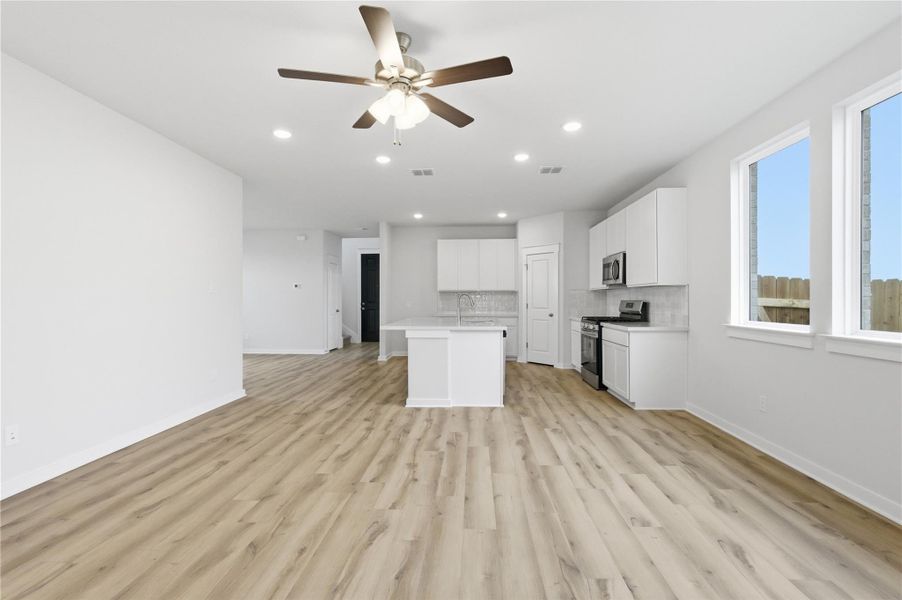 Spacious, unfurnished interior of a new home in Infinity Square, Kyle (Image 25).