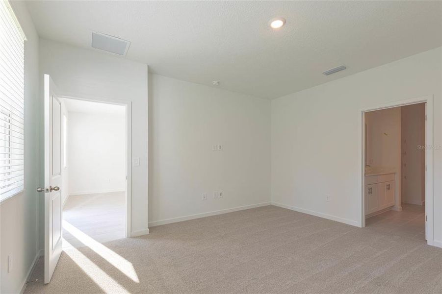 Spacious, unfurnished interior of a new home in Flagler Village - Classic Series, Palm Coast (Image 21).