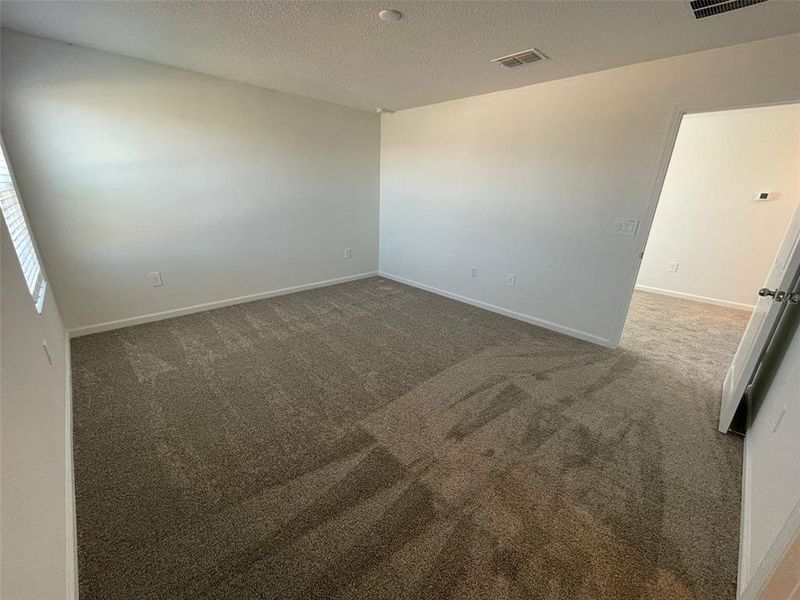 Spacious, unfurnished interior of a new home in Lawson Dunes, Haines City (Image 22).