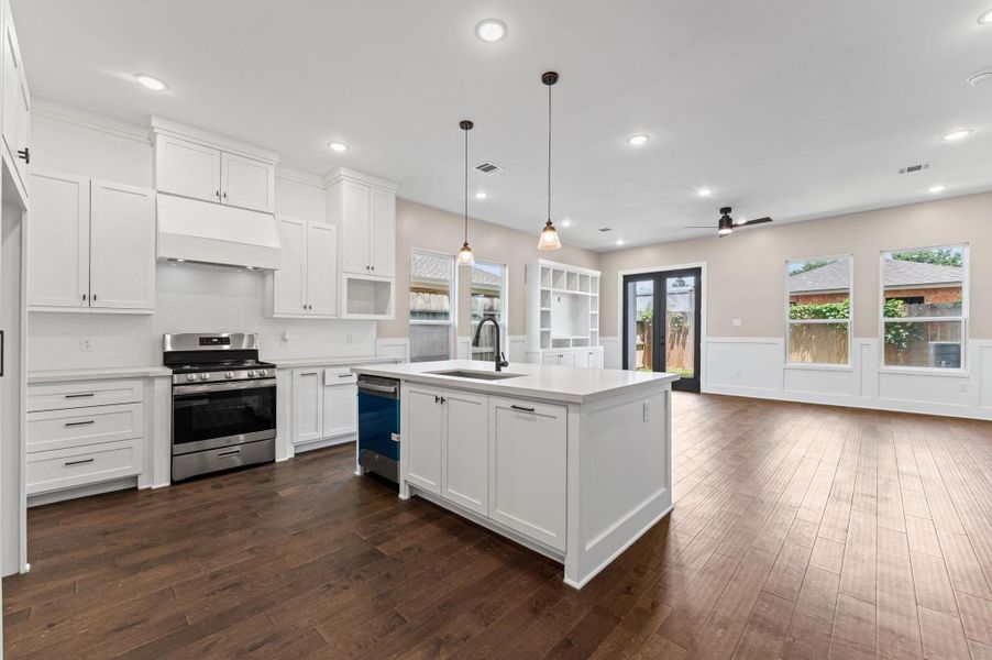 Furnished interior view inside a new home in , Houston (Image 6).