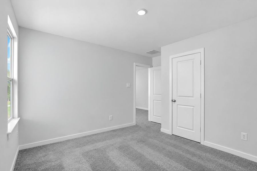 Spacious, unfurnished interior of a new home in Avalon at Cypress, Cypress (Image 25).