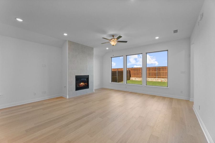 2,310sf New Home in Fort Worth, TX.  - Slide 13