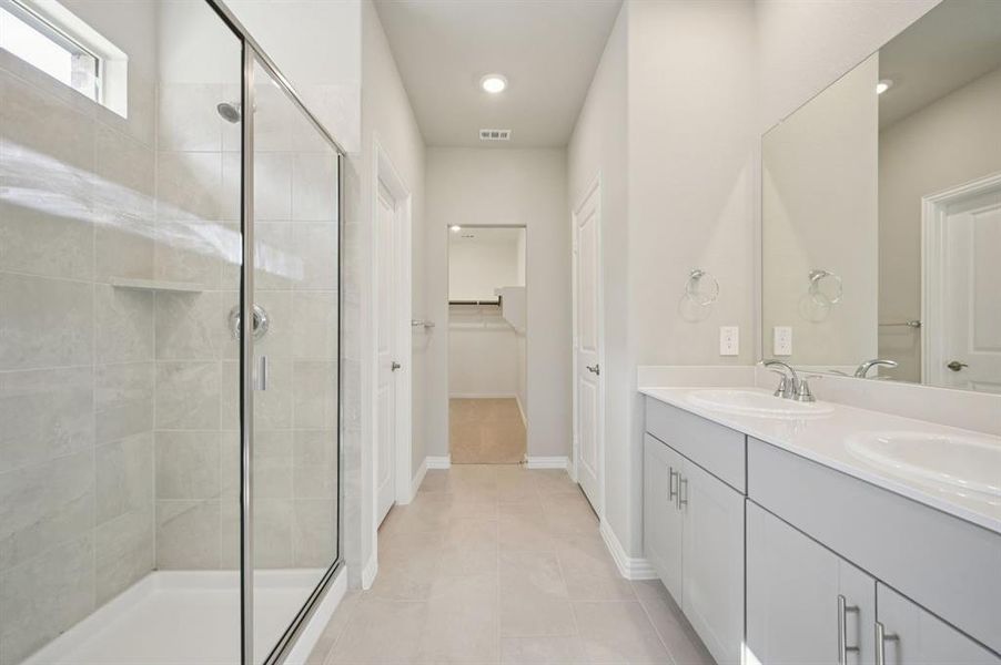 Furnished interior view inside a new home in Eastridge - Spring Series, McKinney (Image 10). Furnished interior view inside a new home in Eastridge - Spring Series, McKinney (Image 10).