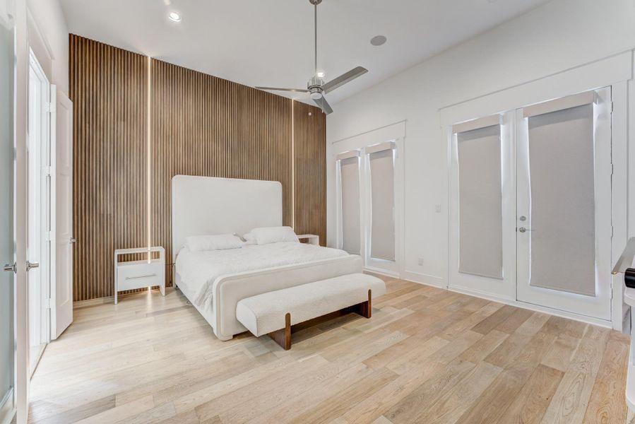 Furnished interior view inside a new home in Avondale, Houston (Image 16).