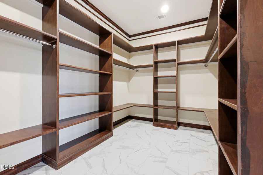 32-web-or-mls-AZ3A7566 32-web-or-mls-AZ3A7566