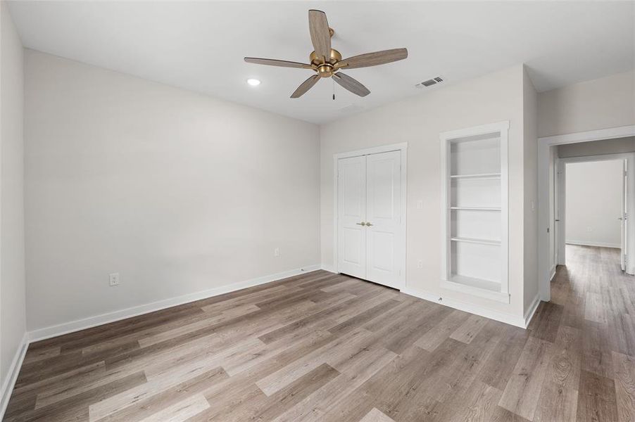 Spacious, unfurnished interior of a new home in , Mineola (Image 9). Spacious, unfurnished interior of a new home in , Mineola (Image 9).