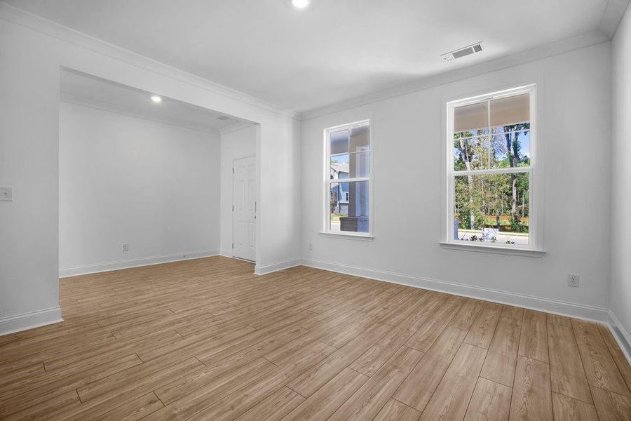Spacious, unfurnished interior of a new home in Bailey Fence, Dacula (Image 27).