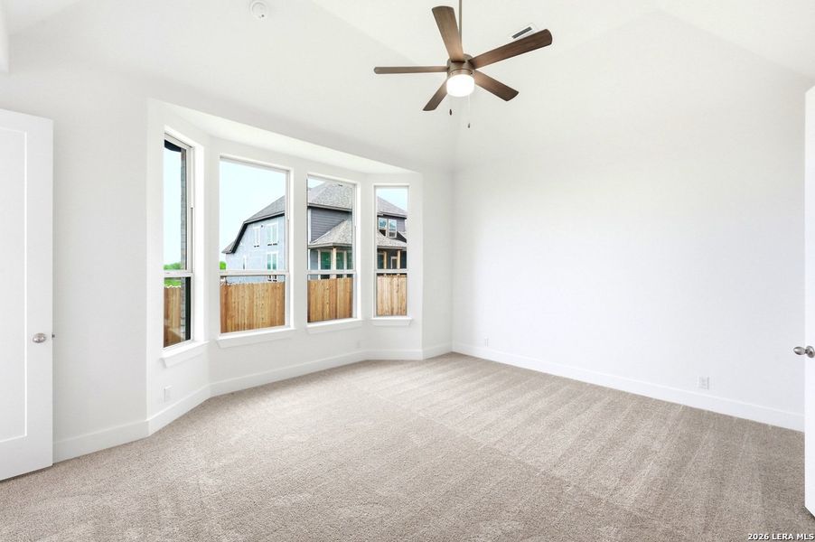 Spacious, unfurnished interior of a new home in Mont Blanc, Schertz (Image 14). Spacious, unfurnished interior of a new home in Mont Blanc, Schertz (Image 14).