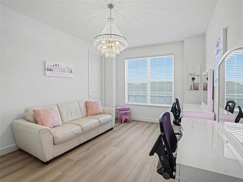 Furnished interior view inside a new home in , Oviedo (Image 11).