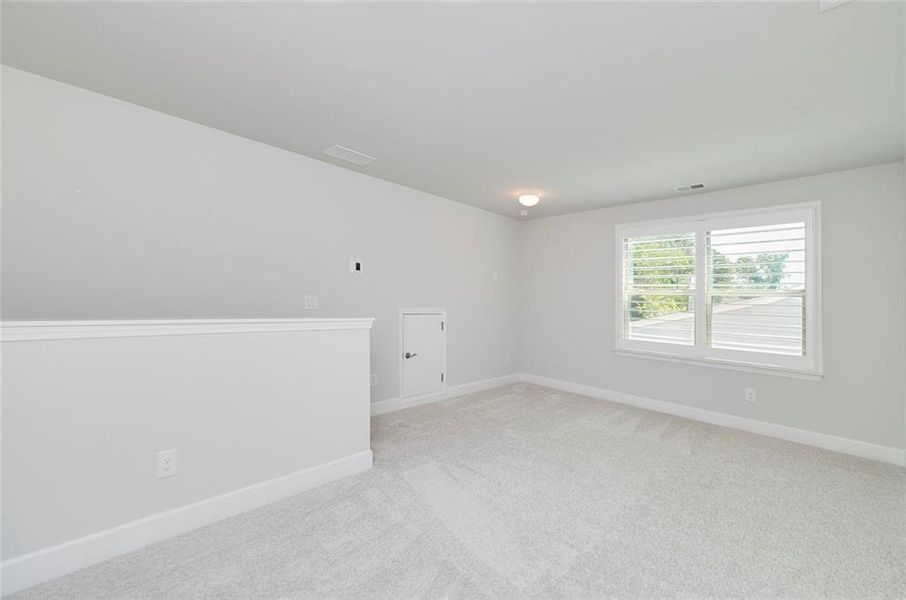 Spacious, unfurnished interior of a new home in Wimberly, Powder Springs (Image 31).