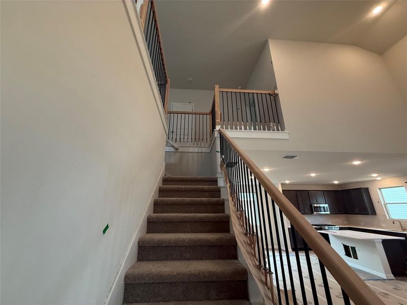 Spacious, unfurnished interior of a new home in La Cima, San Marcos (Image 10).