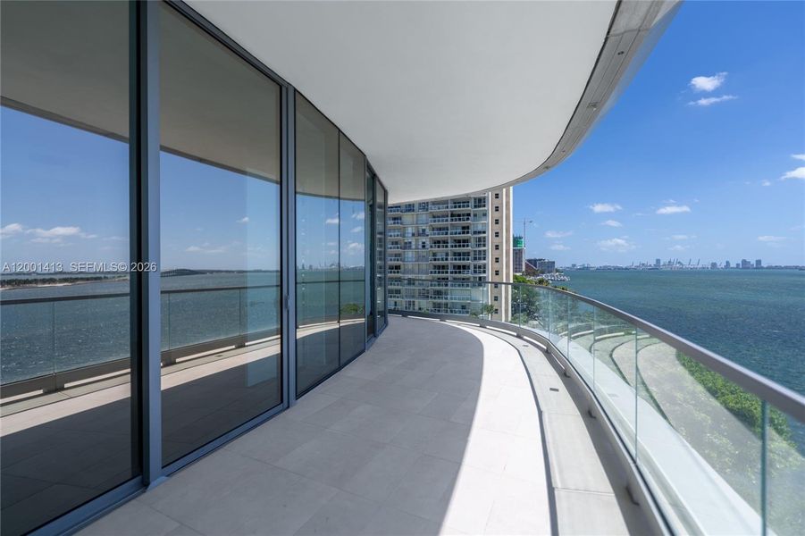 Condo located in Miami, FL showcasing its design and architecture (Image 5). Condo located in Miami, FL showcasing its design and architecture (Image 5).