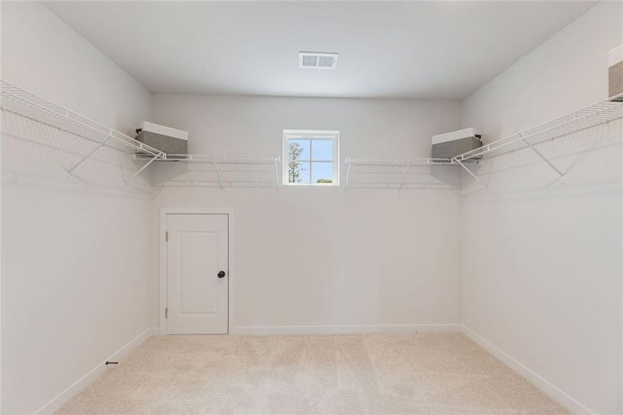 Spacious, unfurnished interior of a new home in Hawthorne Reserve, Dallas (Image 25). Spacious, unfurnished interior of a new home in Hawthorne Reserve, Dallas (Image 25).