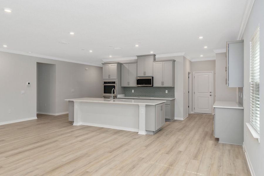 Representative furnished interior of a home built from the Drexel by Maronda Homes in Bellview Pointe, Bellview (Image 30).