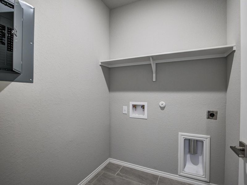 Representative unfurnished interior of a home built from the The Asheville E by Davidson Homes LLC in Hannah Heights, Seguin (Image 25). Representative unfurnished interior of a home built from the The Asheville E by Davidson Homes LLC in Hannah Heights, Seguin (Image 25).