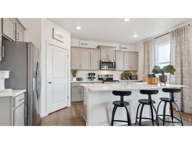 Furnished interior view inside a new home in Lakeside Canyon, Mead (Image 7).