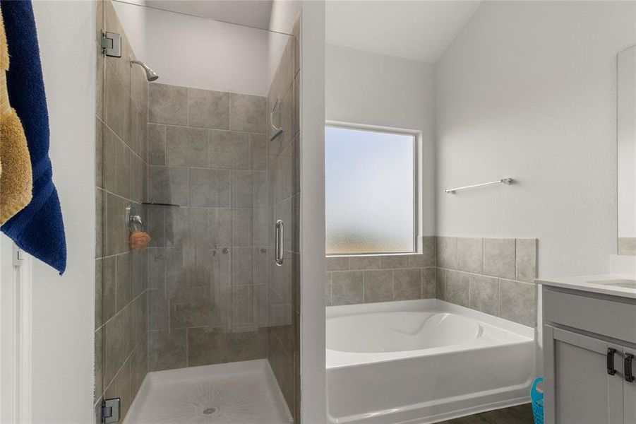 Furnished interior view inside a new home in Saddle Creek, Waco (Image 17).