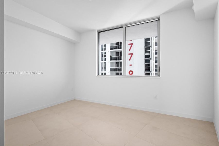 Spacious, unfurnished interior of a new home in , Miami (Image 23).