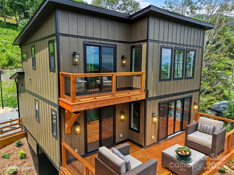 Image 36 of a home in .