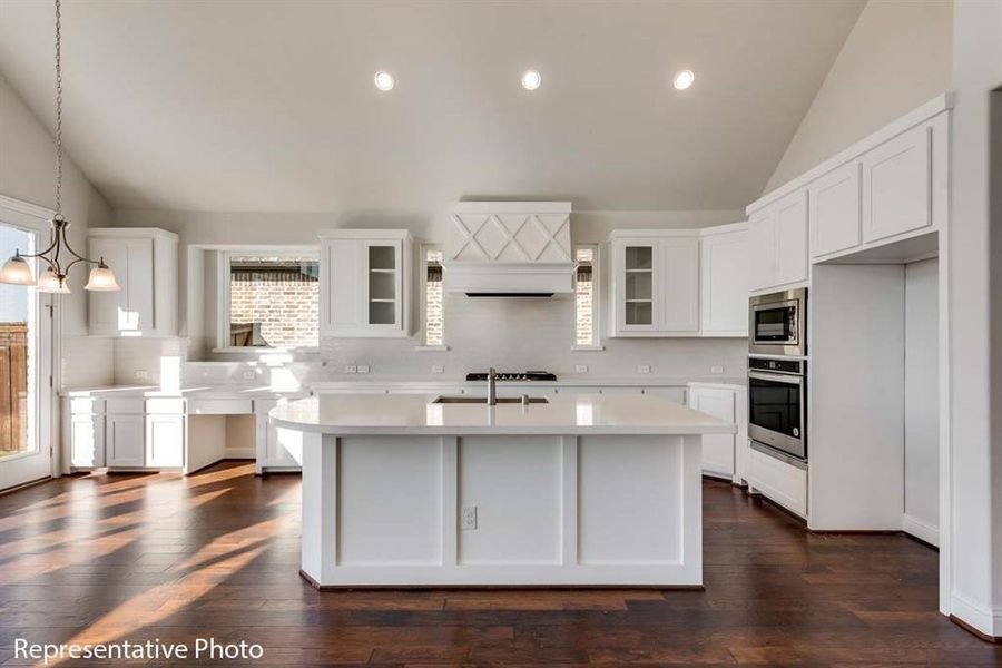 Furnished interior view inside a new home in Cedar Ridge Estates, Grand Prairie (Image 4).