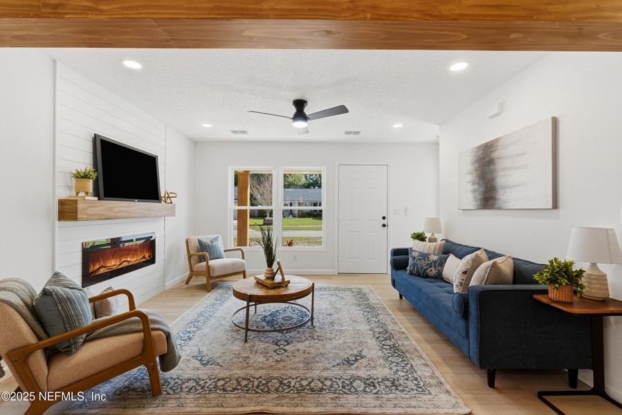 Furnished interior view inside a new home in , Jacksonville (Image 35).