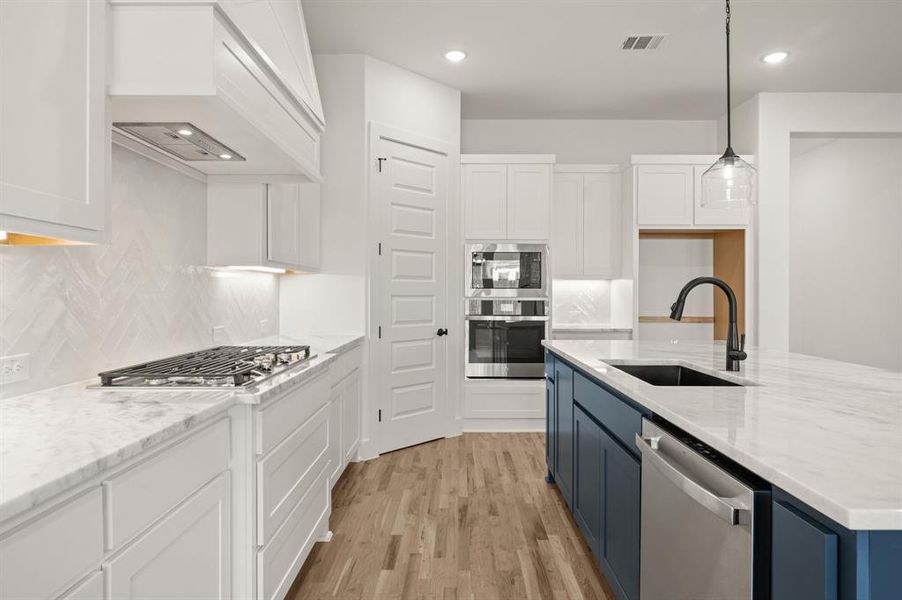 Furnished interior view inside a new home in Parks of Aledo, Aledo (Image 9).