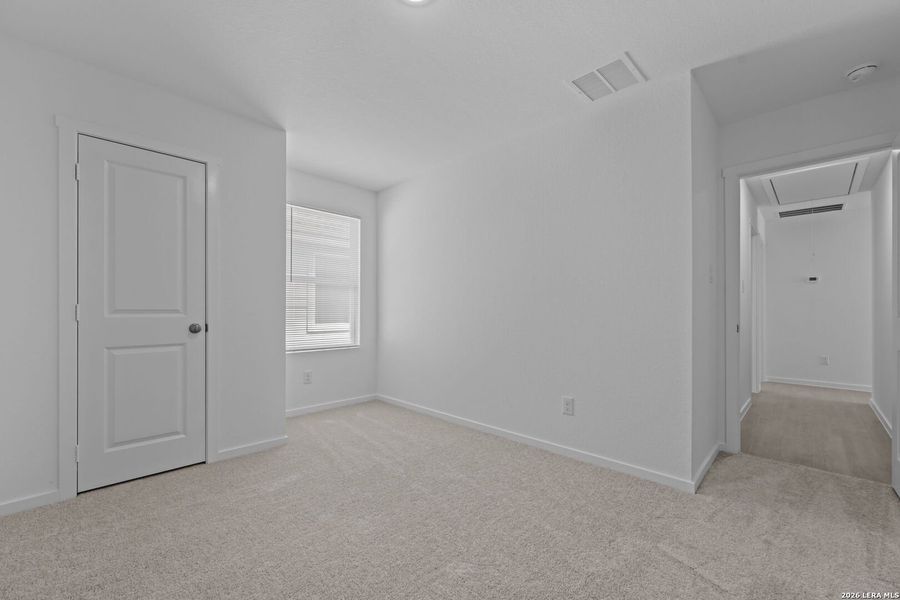 Spacious, unfurnished interior of a new home in Hidden Oasis, San Antonio (Image 20). Spacious, unfurnished interior of a new home in Hidden Oasis, San Antonio (Image 20).