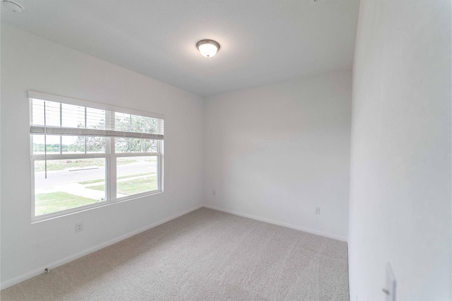 Spacious, unfurnished interior of a new home in Paramount, Kyle (Image 6).