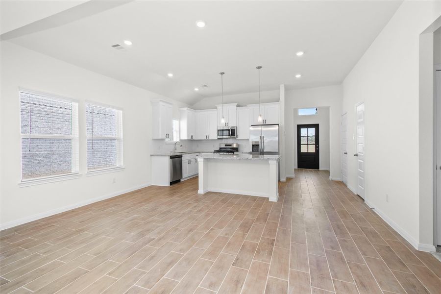 Furnished interior view inside a new home in Harmony Cove, Humble (Image 12). Furnished interior view inside a new home in Harmony Cove, Humble (Image 12).