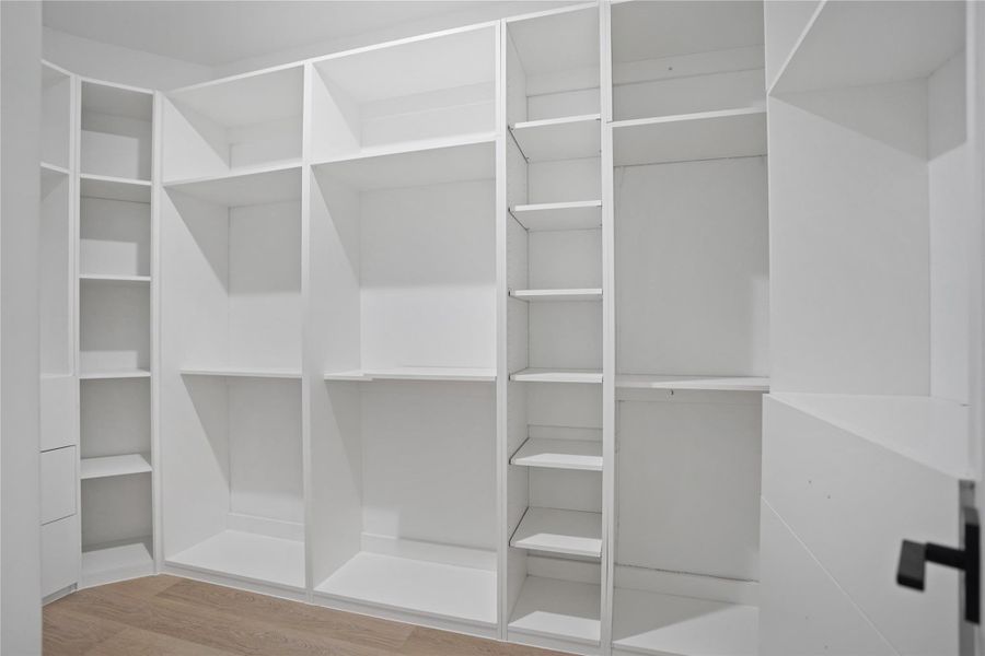 Image 20 of a home in .